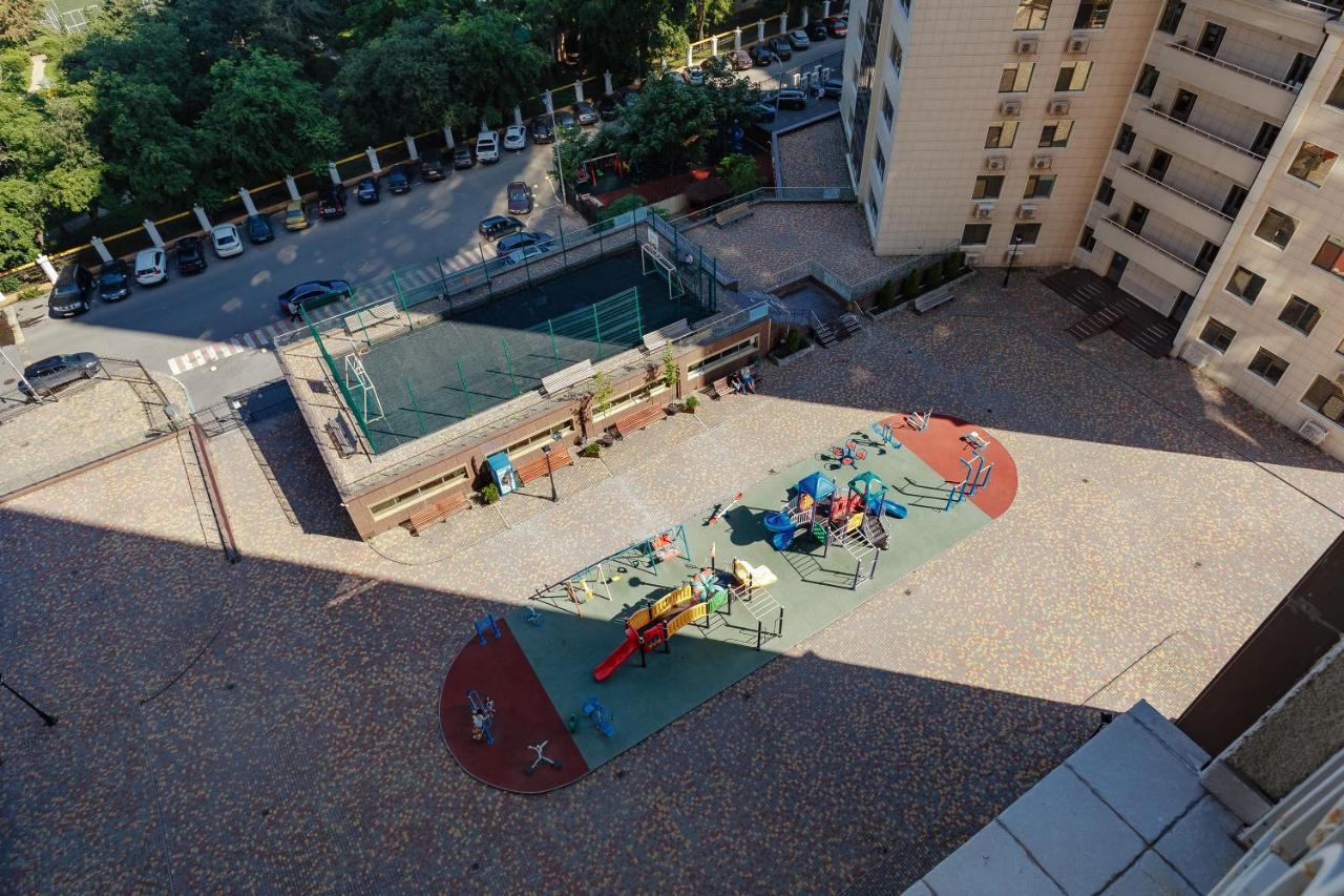 Odesa Pearl Apartments Екстер'єр фото